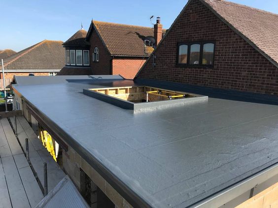 A London roofing contractor inspects your roof for damage, wear, and leaks