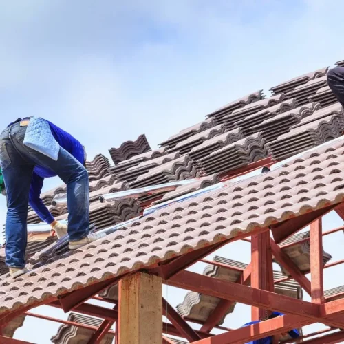 roofers installing the roof